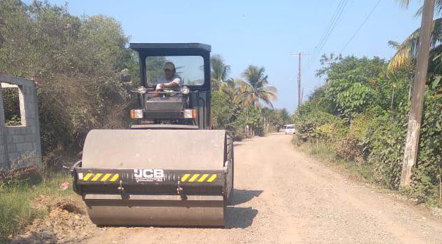 Tamiahua: Rehabilitación del camino de Palo Blanco