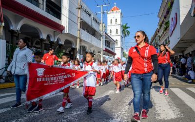Vistoso desfile conmemorativo del Día Internacional de las Personas con Discapacidad