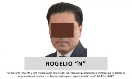 Vinculado a proceso Rogelio Franco Castán, Ex Secretario de Gobierno, como presunto responsable de los delitos de peculado y ejercicio indebido del servicio público