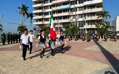 Secundaria «Prof. Manuel C. Tello» participa en primer acto cívico del año