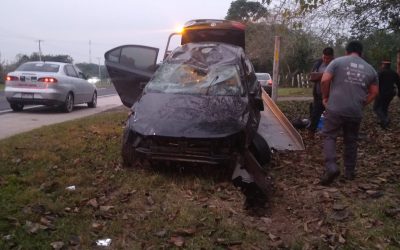 Se queda dormido y vuelca en la México-Tuxpan