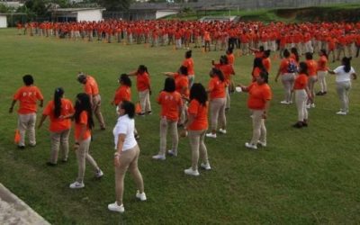 Realiza IMSS Veracruz Norte Macroactivación Física en Parques y Jardines de Tuxpan