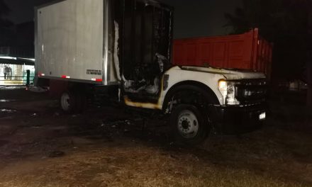 Noticia de la camioneta que se quemó en Santiago de la Peña