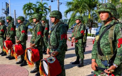 En el acto cívico se conmemoró el Día del Ejército
