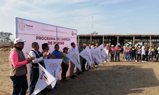 Con una gran participación se realizó la limpieza de las playas de Tuxpan