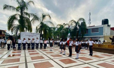 En Tamiahua se conmemoró el Día de la Bandera