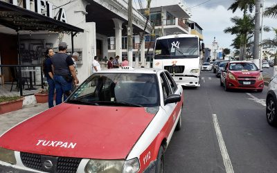 Pareja de accidentes causa solo daños materiales