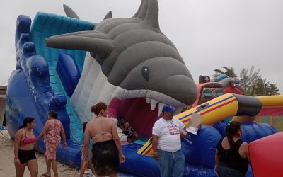 Diversión gratis para toda la familia en Playa Azul