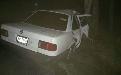 Exceso de velocidad causa choque en colonia Pisa Flores