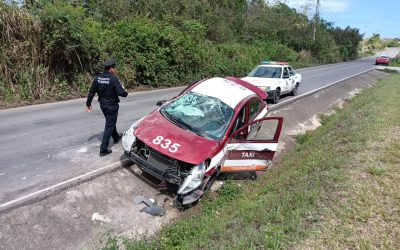 Conducta temeraria: conductor de taxi maneja a alta velocidad y provoca accidente