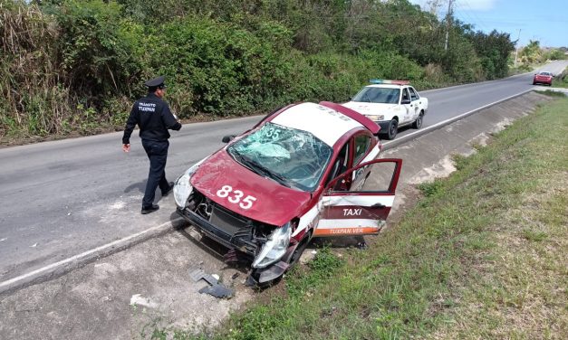 Conducta temeraria: conductor de taxi maneja a alta velocidad y provoca accidente