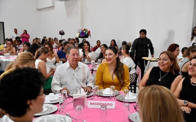 Patronato del DIF Tuxpan festejó el Día de las Madres