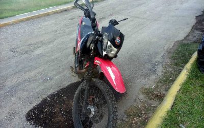 Choca su MOTO en la Mata