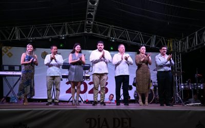 Gobierno de Tuxpan festeja y reconoce la importante labor de las maestras y maestros