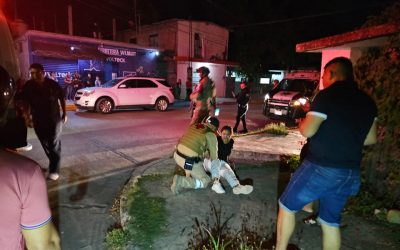Camioneta golpea a pareja en motocicleta y escapa del lugar