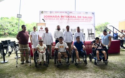 Familias tuxpeñas beneficiadas con la Jornada Integral de Salud