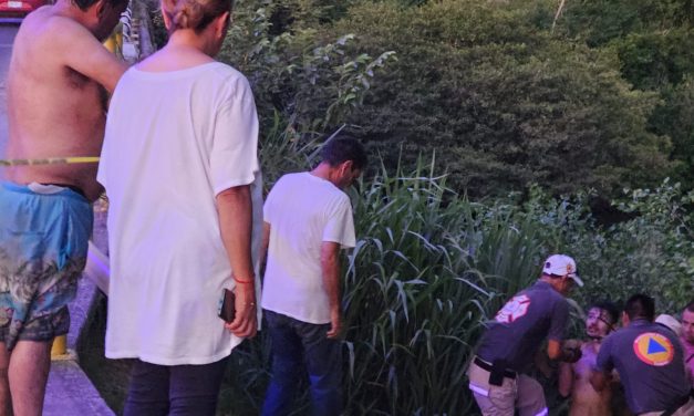 Ebrio se arroja al estero Tenechaco y desata su furia