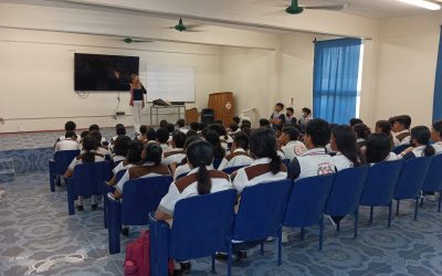 Mary Carmen Morales Rivera inspira a comunidades veracruzanas con su gira de conferencias sobre motivación e innovación personal
