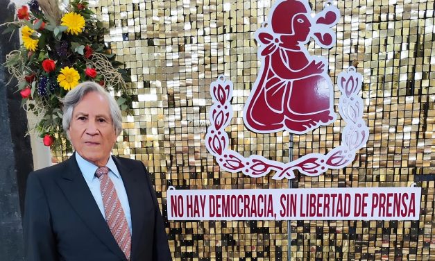 ¡Homenaje a la leyenda del periodismo! Ángel Álvaro Peña es aclamado como Decano de los Periodistas Veracruzanos