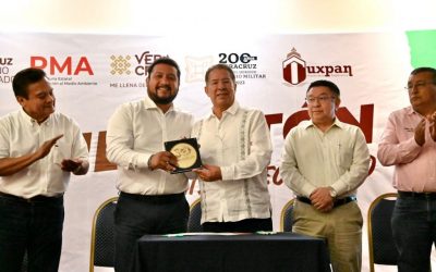 Tuxpan recibe Galardón de Oro por la protección al medio ambiente