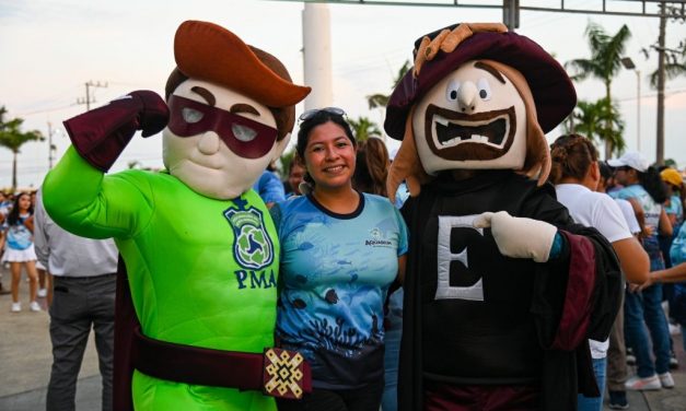 Un éxito el Papaqui del “Ambientón: Festival Ecológico”, en Tuxpan