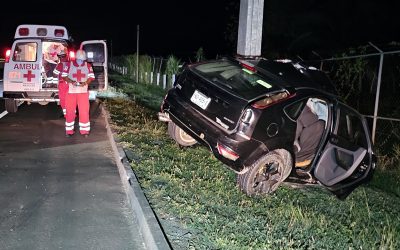 Se mata al chocar contra un poste en la autopista México-Tuxpan