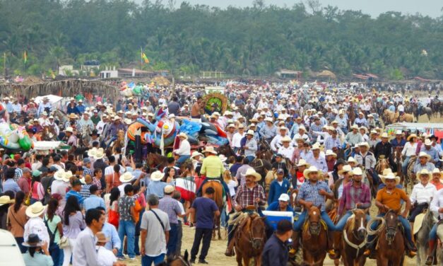 Espectacular la cabalgata en honor a Nuestra Señora de la Asunción