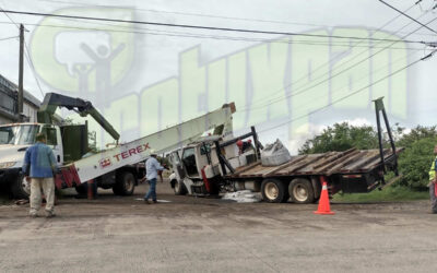 Grúa Telescópica a Punto de Causar Tragedia en Tuxpan