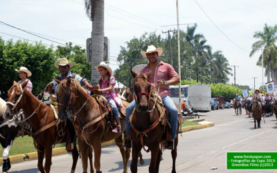 Galería Fotográfica de la Cabalgata Expo Tuxpan 2013