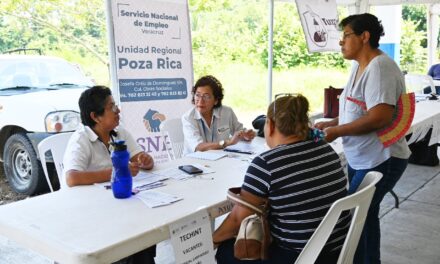 Con la participación de 16 empresas inició la “Feria del Empleo en tu Comunidad”, en Laja de Colomán