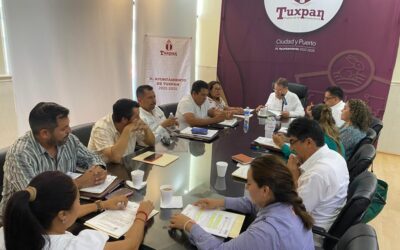 Rinden protesta los comisarios municipales de los caseríos Nicolás Bravo Km 10 y El Sacrificio