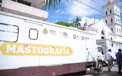 Se realiza en la explanada municipal la “Jornada de Salud y Mastografías”