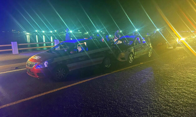 Hacen «Trenecito» en el Puente Tuxpan