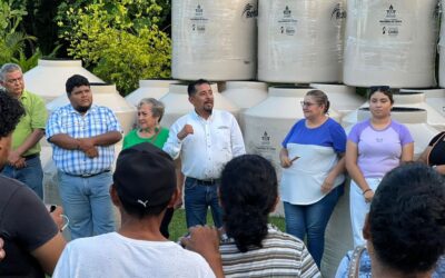 ¡Tuxpan se llena de alegría y agua! El Regidor Juan Gómez García extiende el programa de tinacos subsidiados