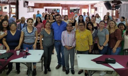 ¡Éxito en la Inclusión! Profesores de Primaria en Tuxpan Fortalecen sus Habilidades en Lengua de Señas Mexicana
