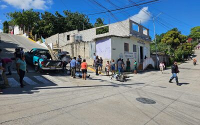 Tras accidente, empleados de BANCO AZTECA Obstaculizan una EMERGENCIA en la Murillo Vidal