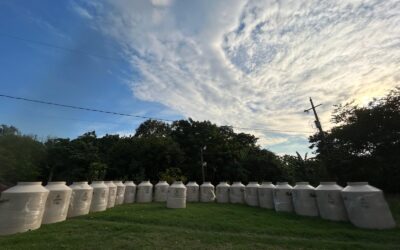Regidor 5 Juan Gómez García Cumple Años Regalando Esperanza: Entrega de Tinacos Subsidiados en Tuxpan