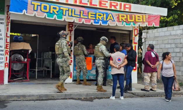 Trabajador de Tortillería «Rubí» Hospitalizado Tras Accidente Laboral