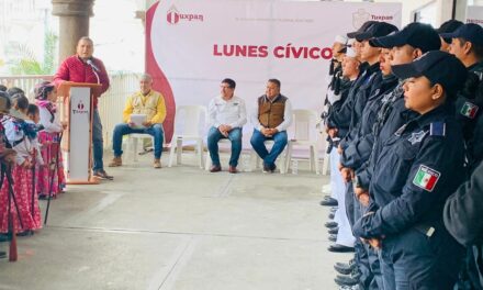 Realizan Lunes Cívico para conmemorar el CXIII Aniversario del Inicio de la Revolución Mexicana