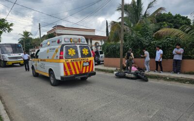 MOTOCICLISTA LESIONADO TRAS CHOQUE EN LA QUINTANA ROO