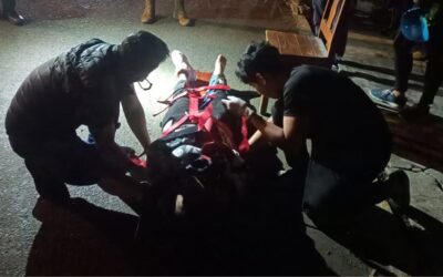 Arrollada por un taxi: Mujer hospitalizada pero estable en la Policlínica