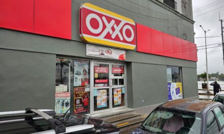 Asaltan el OXXO de «La Presidencia»: Ladrón logra escapar con rumbo desconocido