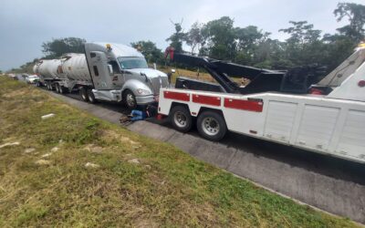 Guardia Nacional división Carreteras asegura Pipa Abandonada con Diésel en la Tuxpan-Tampico
