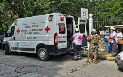 Aparatoso choque y fuga en Zapote Gordo deja cuantiosos daños materiales