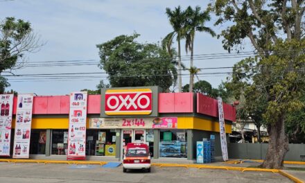 Atraco a OXXO en el Bulevard Maples Arce: ¡Ahora no fue el CHOCORROL!