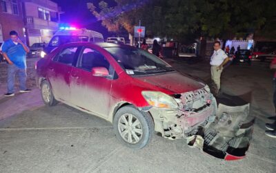 Chocan a un costado de Los Gil en el centro