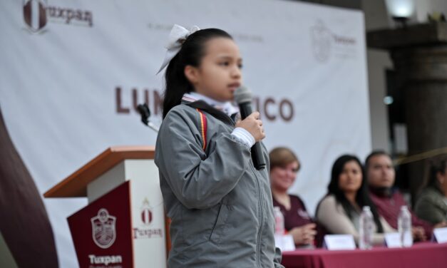 Centro Educativo Euroamericano participa en Lunes Cívico