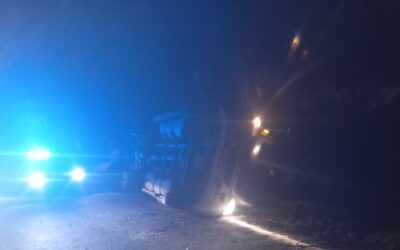 Vehículo Abandonado Tras Misterioso Accidente en Carretera Tuxpan-Frijolillo