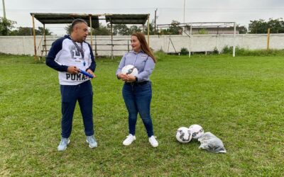 Entrega de Porterías por parte de la Mtra. Anahi Aguilar López