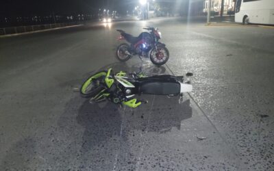 Choque de motocicletas en Tuxpan deja tres personas heridas